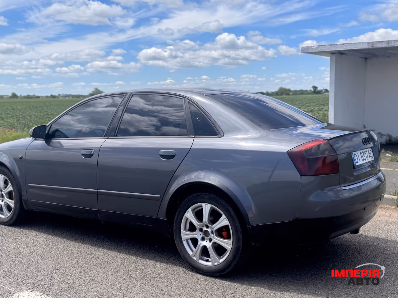 Audi A4 - фото 3
