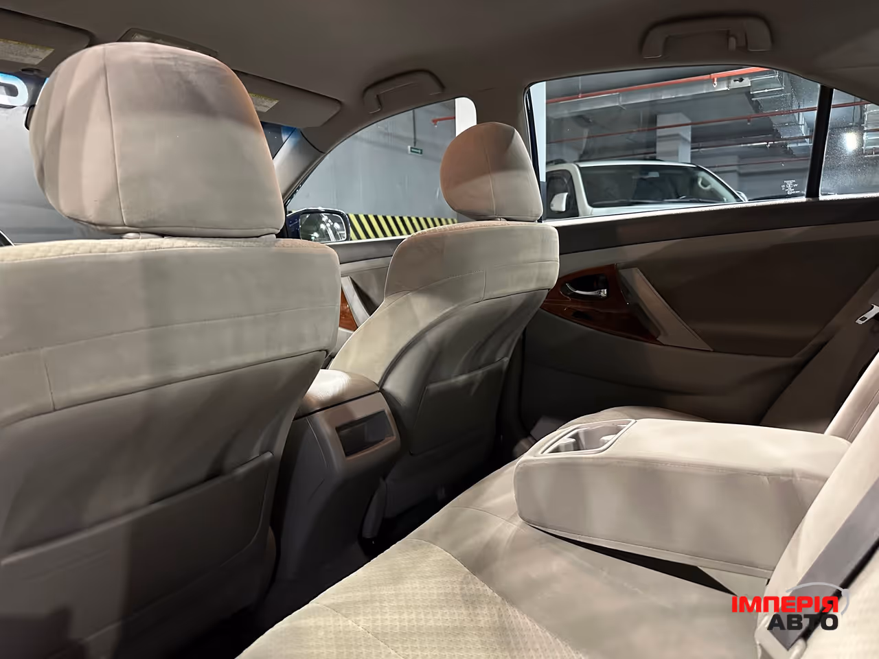Toyota Camry - фото 9