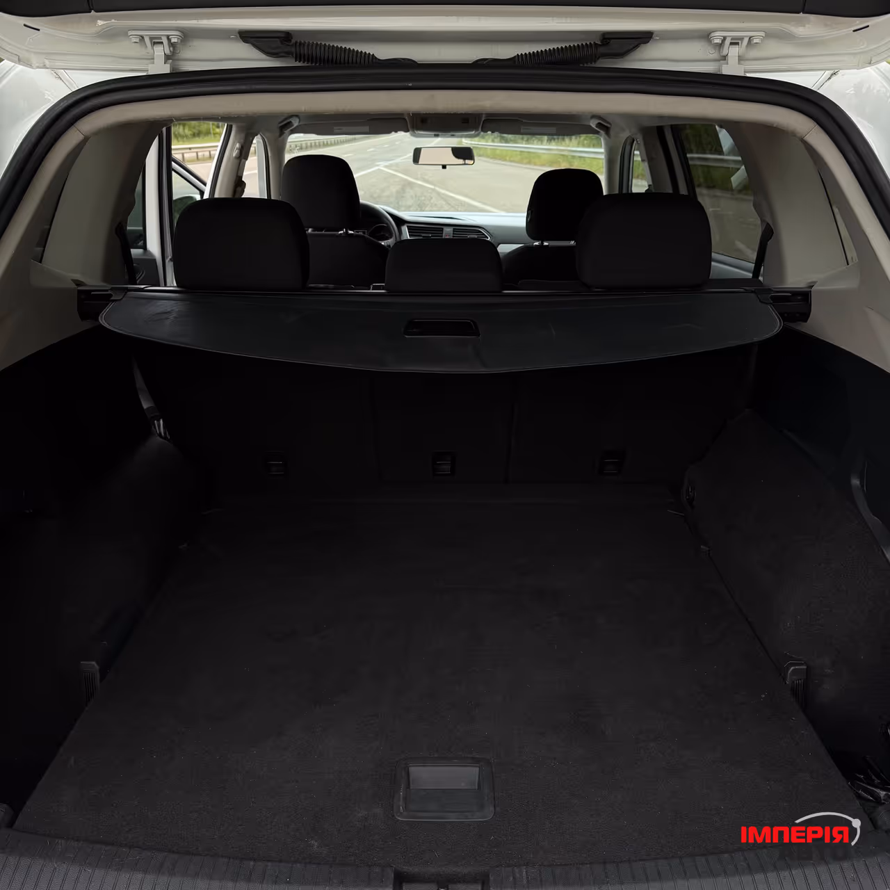 Volkswagen Tiguan - фото 10
