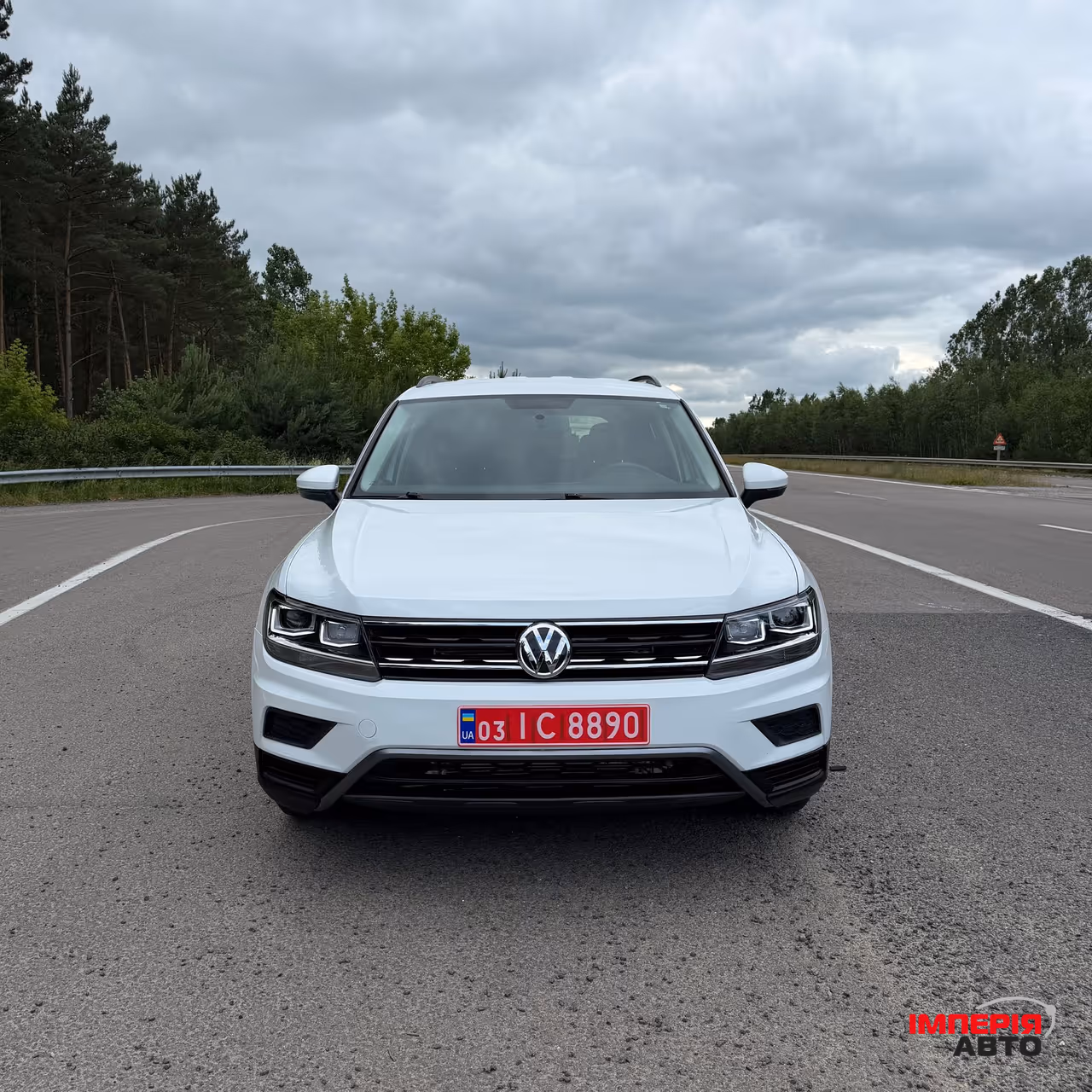 Volkswagen Tiguan - фото 1
