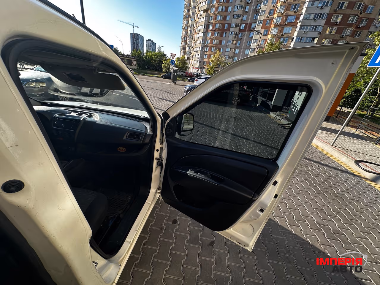 Opel Combo - фото 11