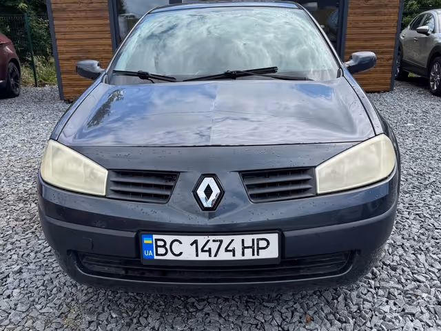 Renault Megane - фото 1