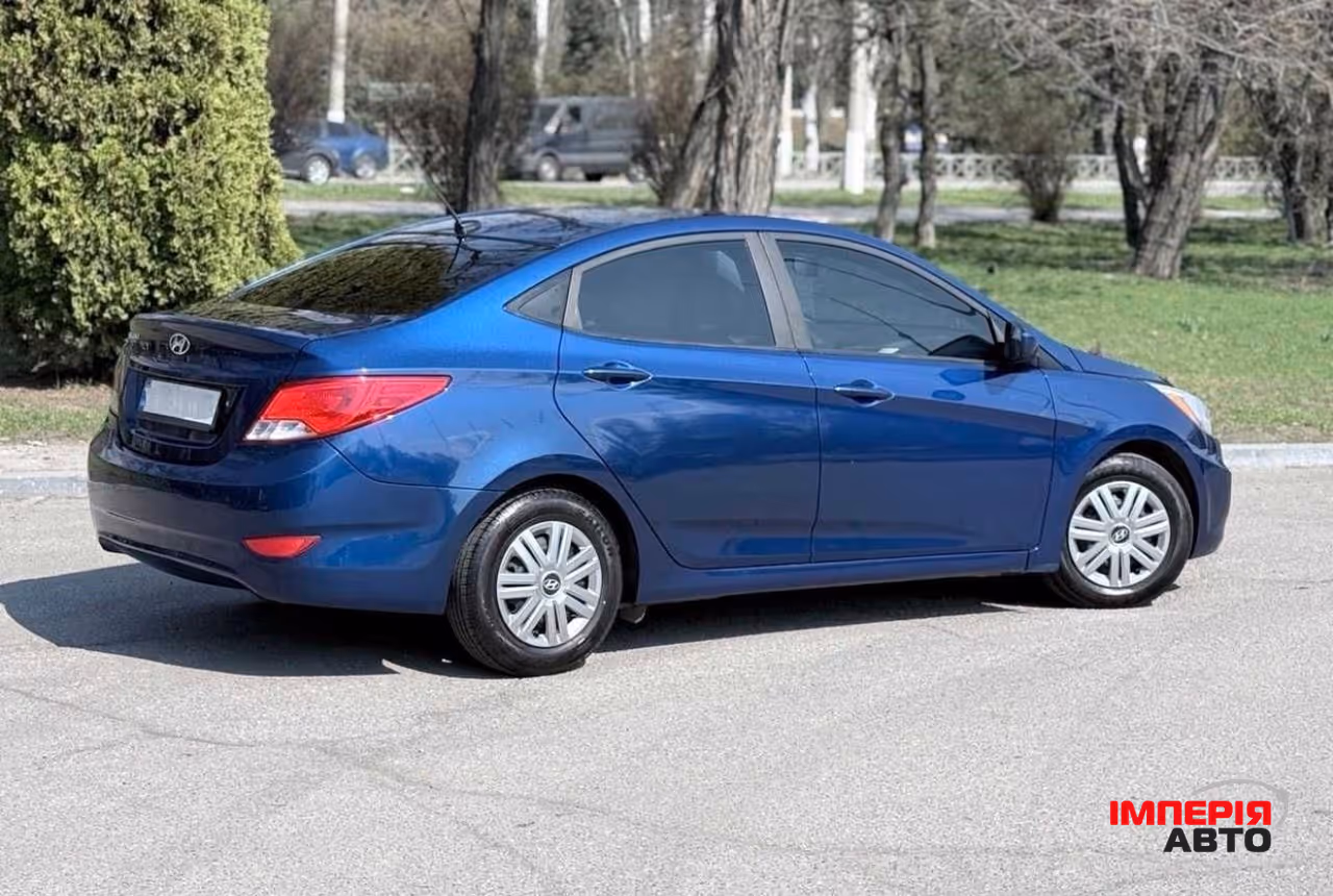 Hyundai Accent - фото 5