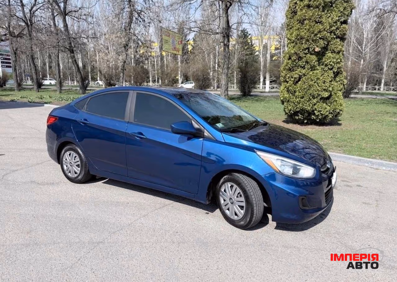 Hyundai Accent - фото 3