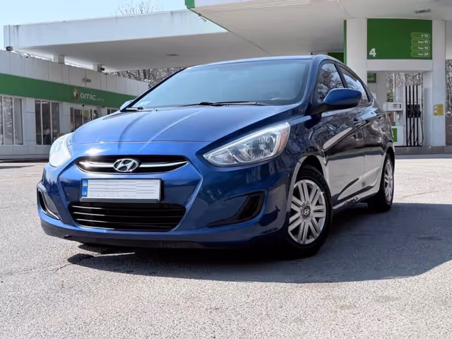 Hyundai Accent - фото 1