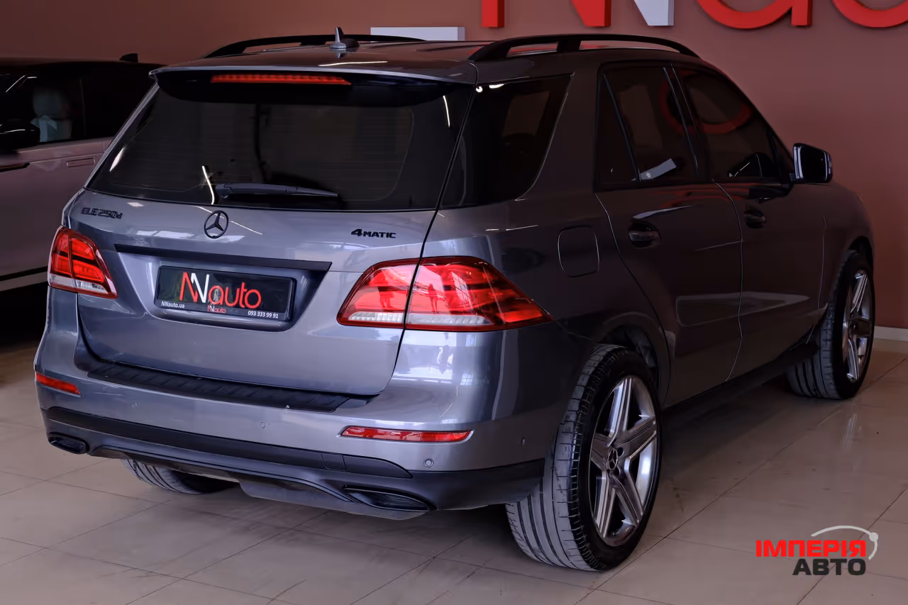 Mercedes-Benz GLE - фото 5