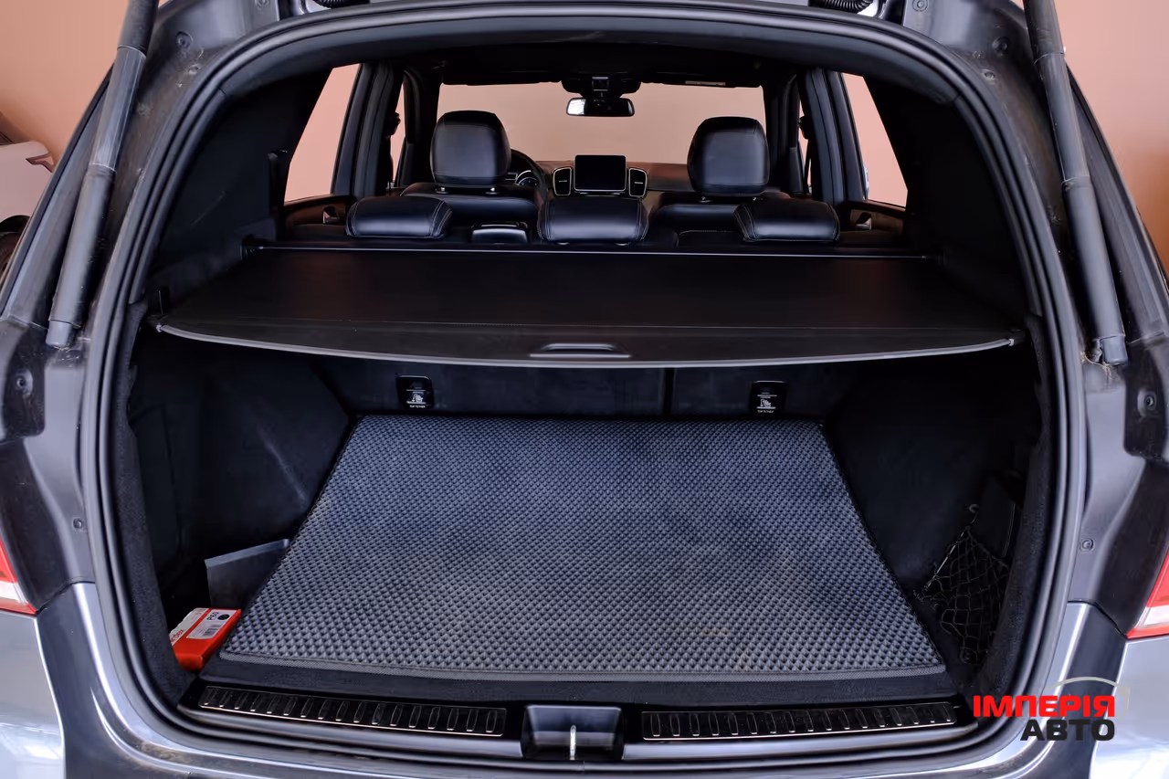 Mercedes-Benz GLE - фото 9