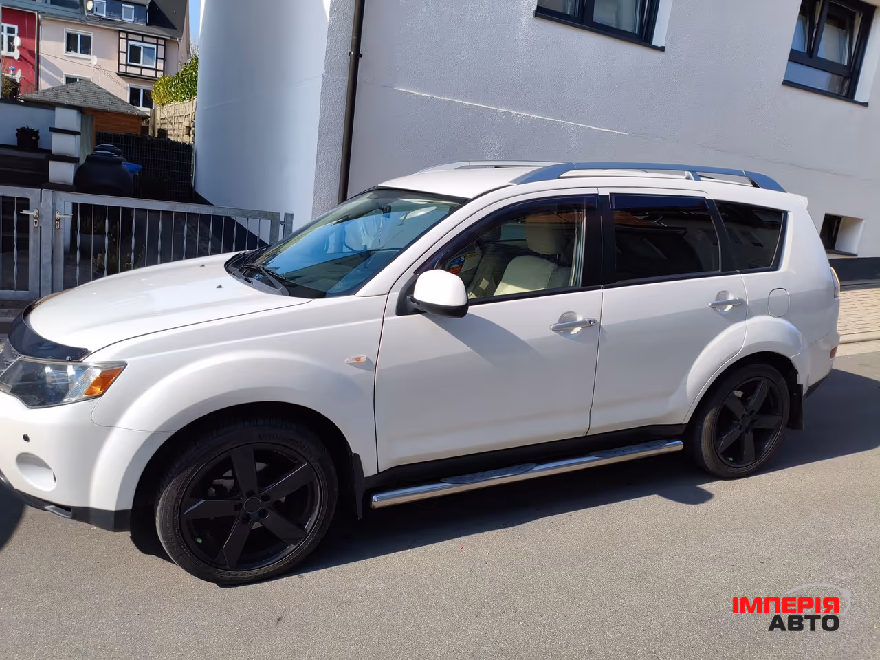 Mitsubishi Outlander - фото 4