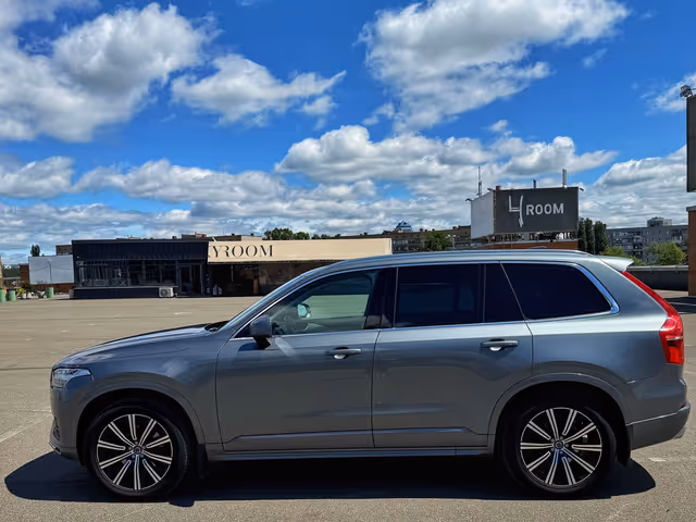 Volvo XC90 - фото 3