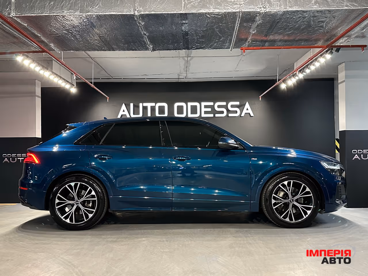 Audi Q8 - фото 5