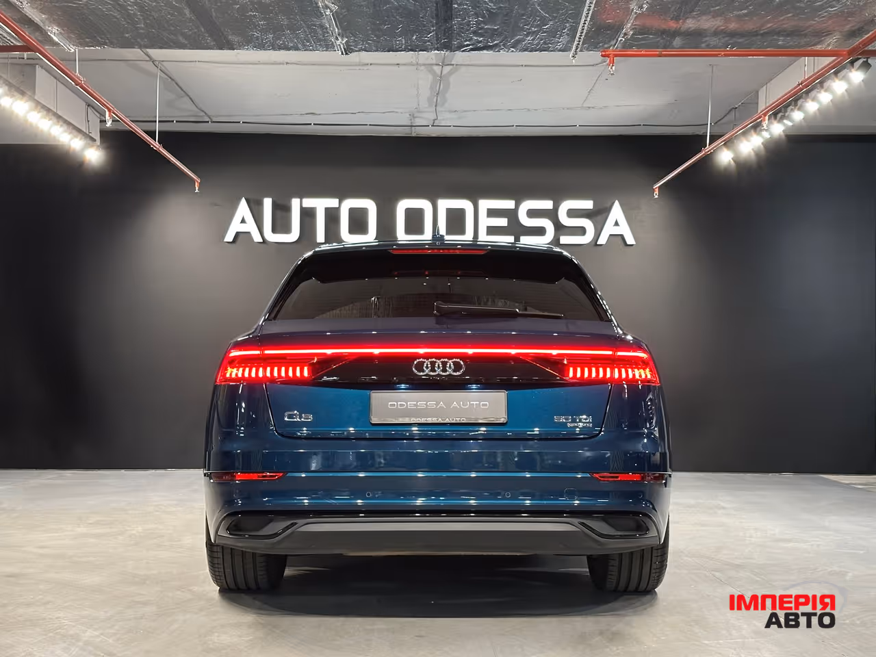 Audi Q8 - фото 9
