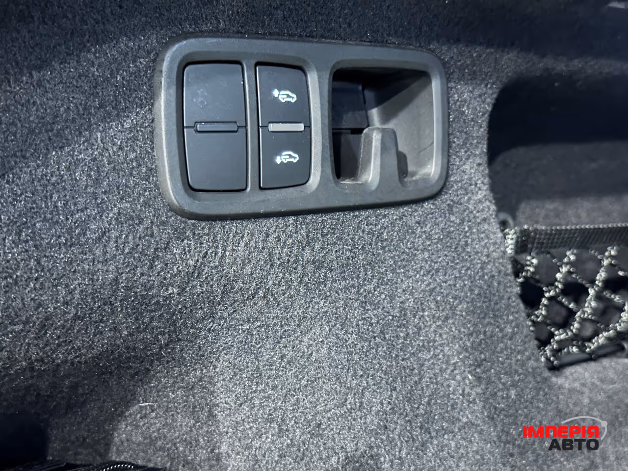 Audi Q8 - фото 12