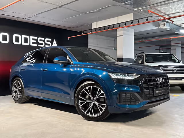 Audi Q8 - фото 4