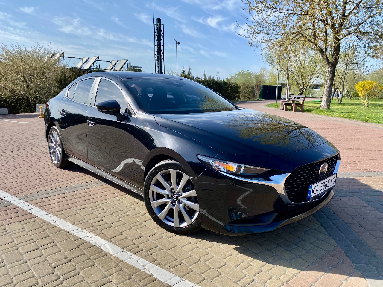 Mazda 3 - фото 5