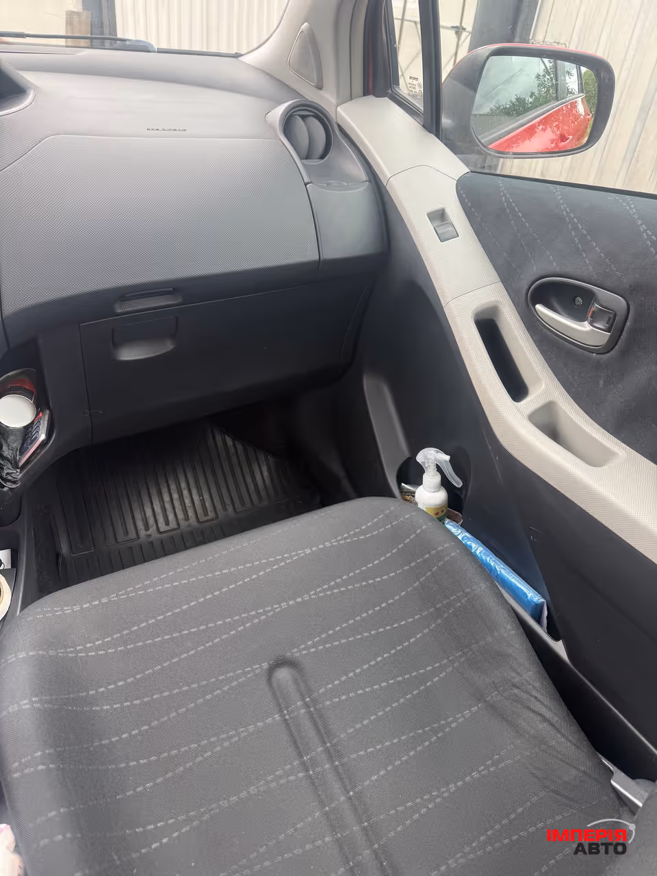 Toyota Yaris - фото 12