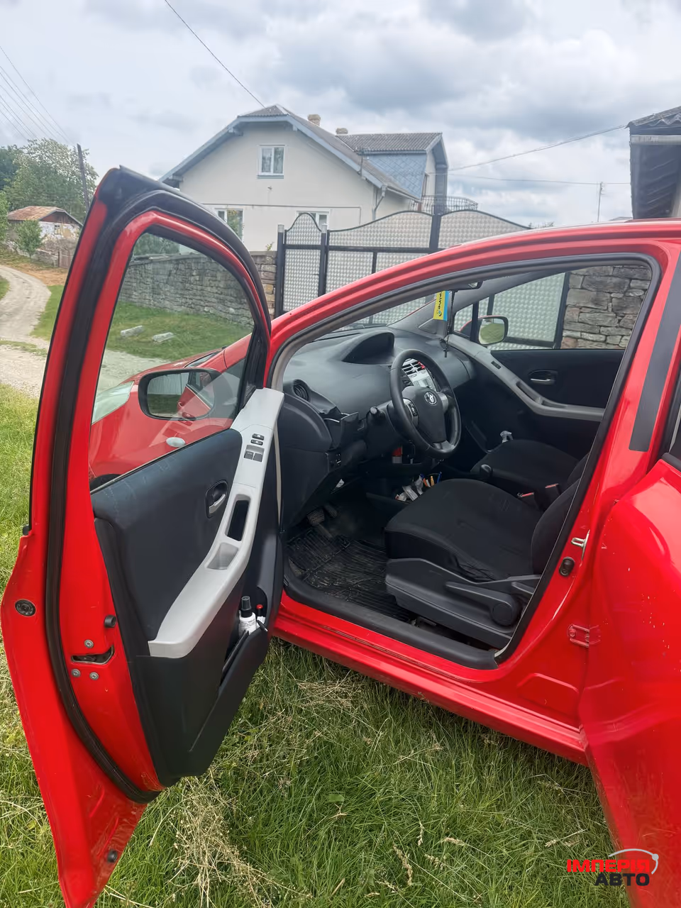 Toyota Yaris - фото 6