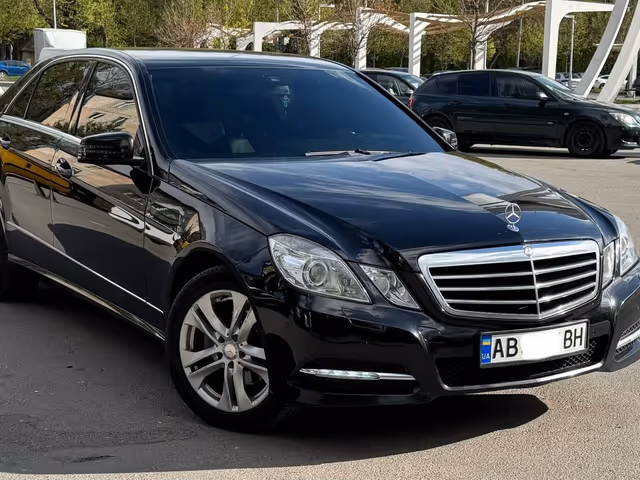 Mercedes-Benz E-Класс - фото 1