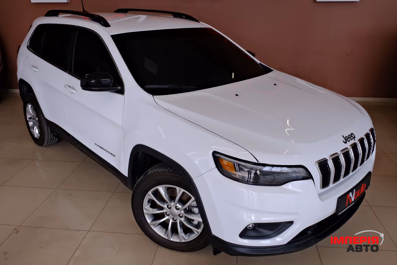 Jeep Cherokee - фото 4