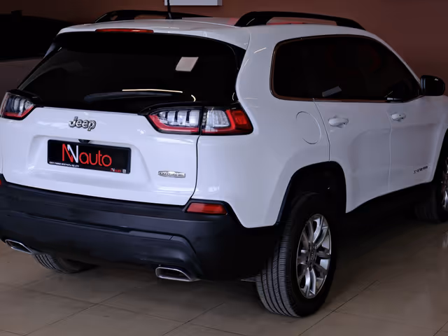 Jeep Cherokee - фото 5
