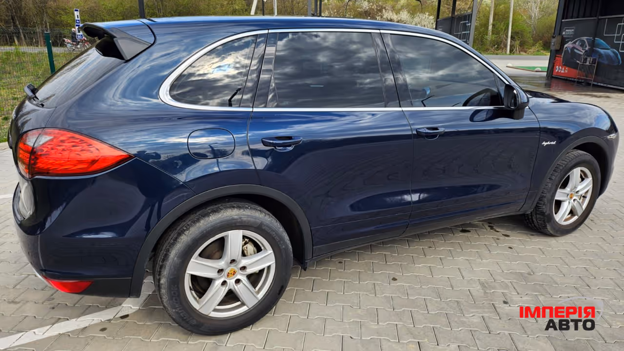 Porsche Cayenne - фото 4
