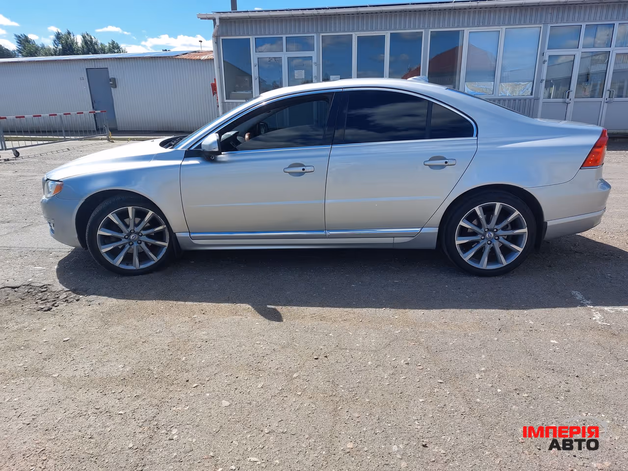 Volvo S80 - фото 24