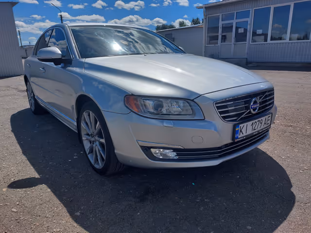 Volvo S80 - фото 1