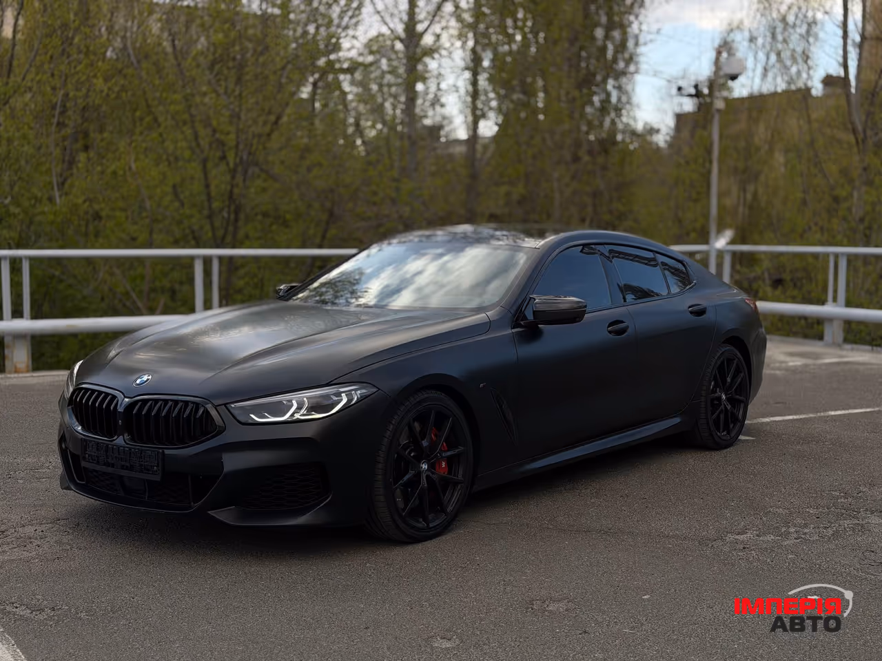 BMW 8 серії - фото 11