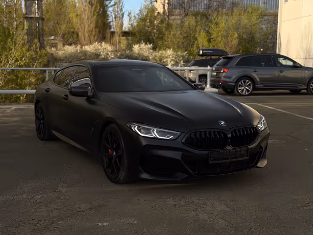 BMW 8 серії - фото 2