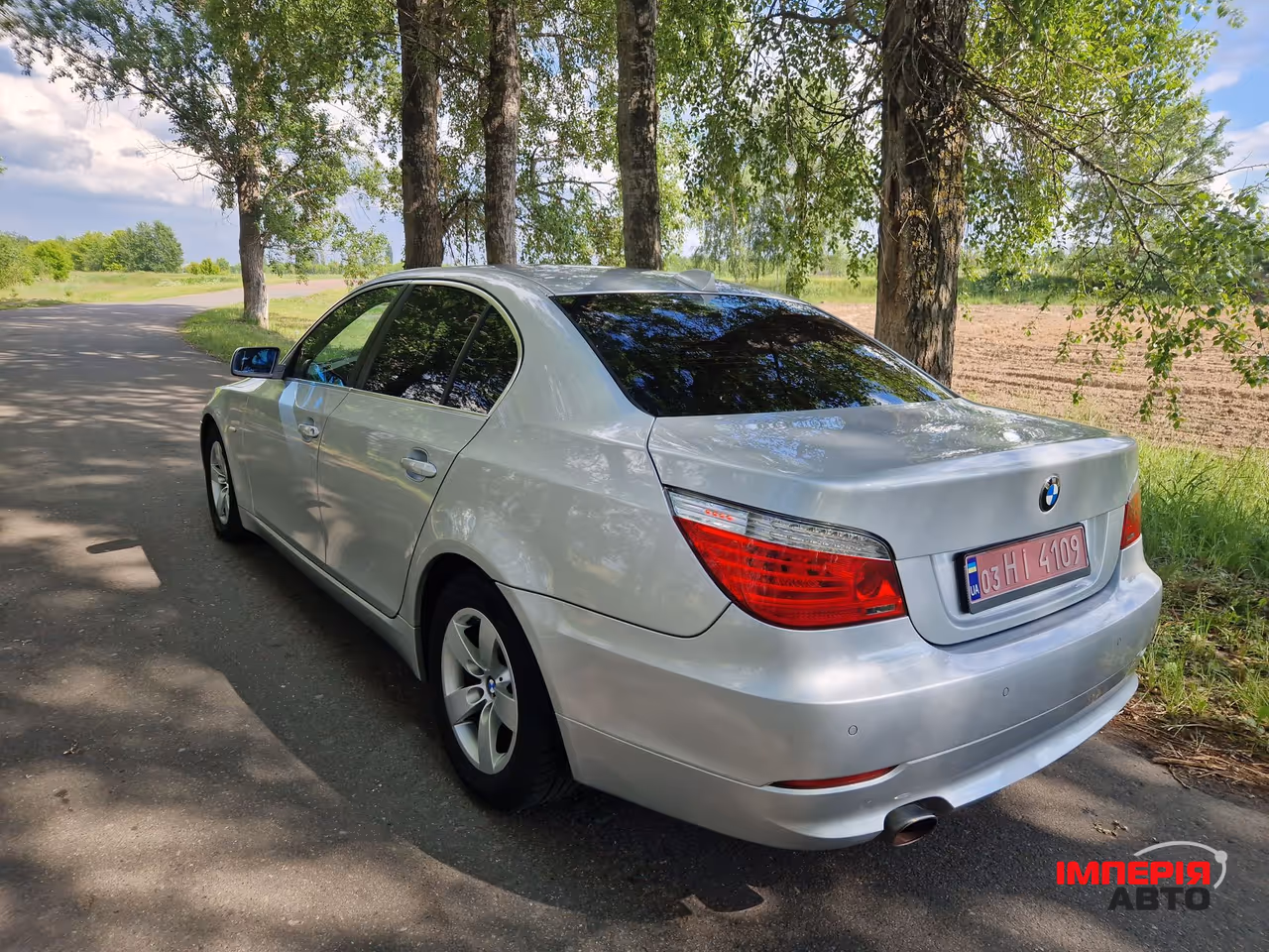 BMW 5 серії - фото 12