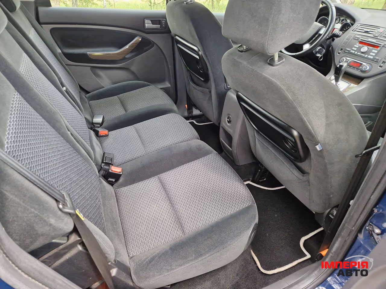 Ford C-MAX - фото 21