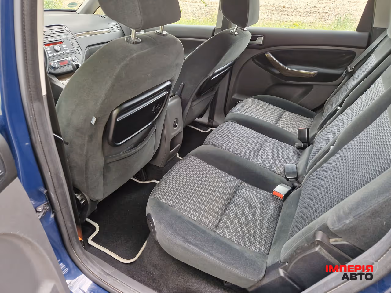 Ford C-MAX - фото 19