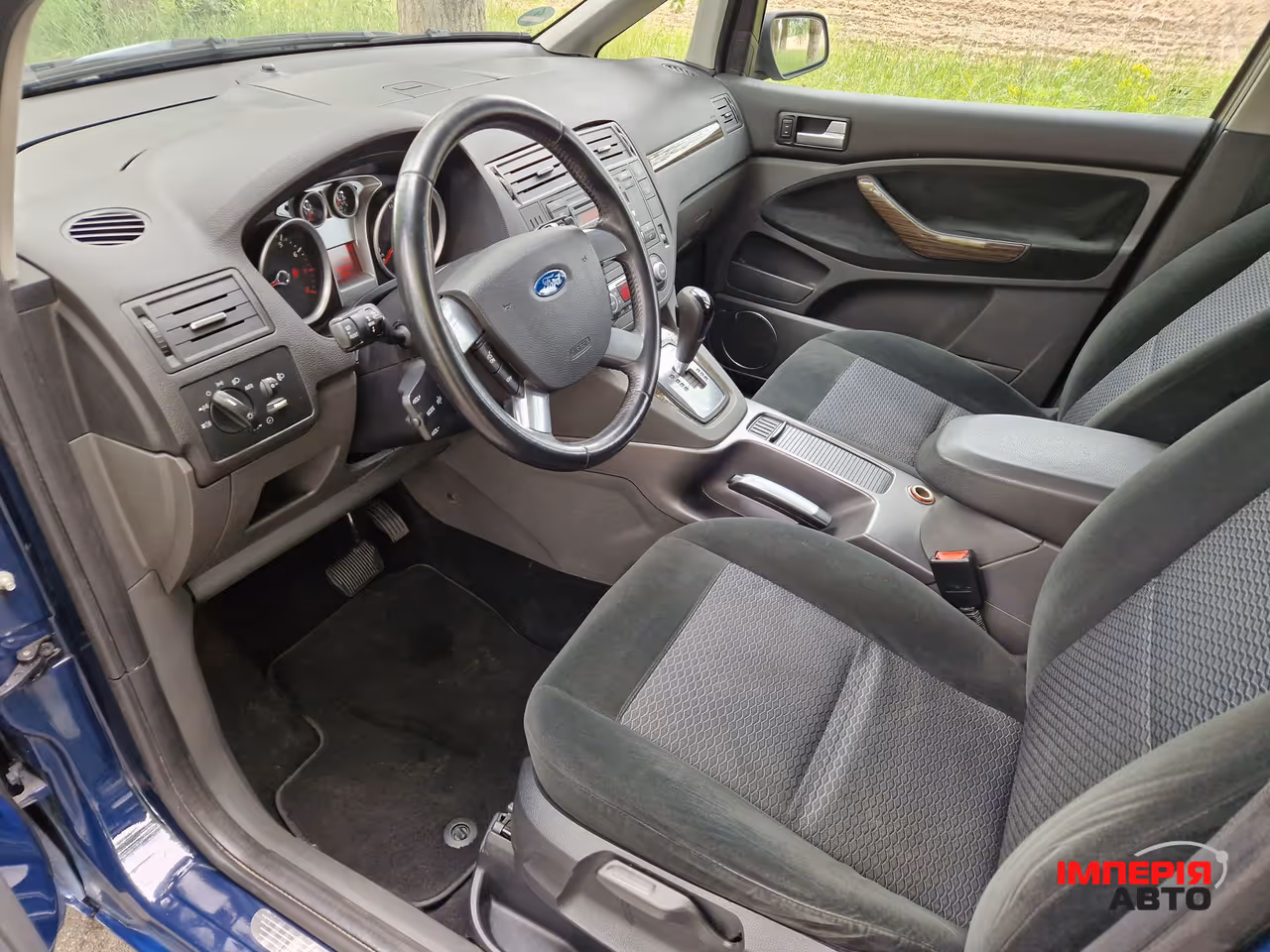 Ford C-MAX - фото 16