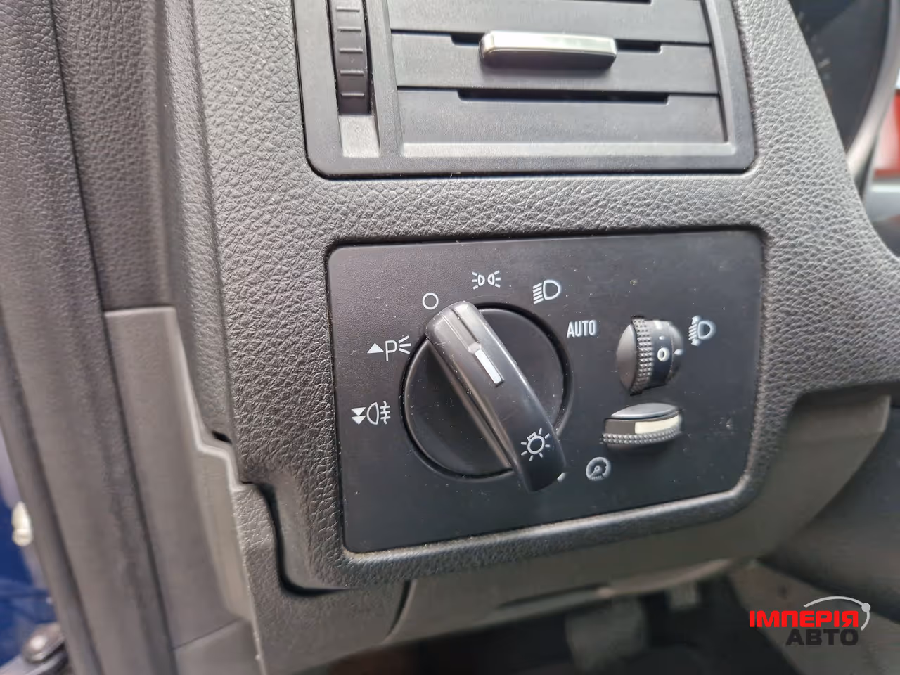 Ford C-MAX - фото 32