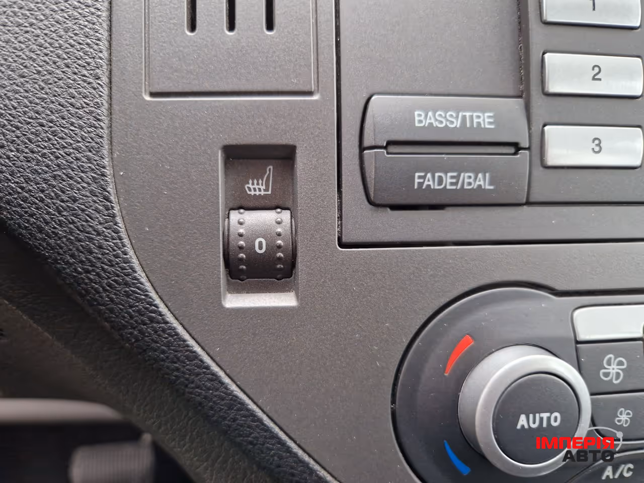 Ford C-MAX - фото 30