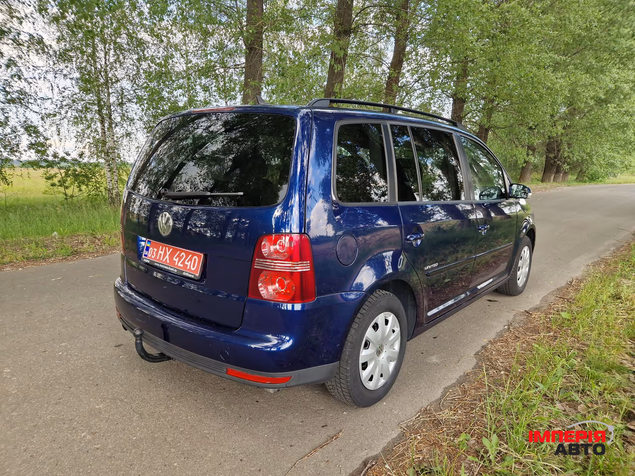 Volkswagen Touran - фото 7