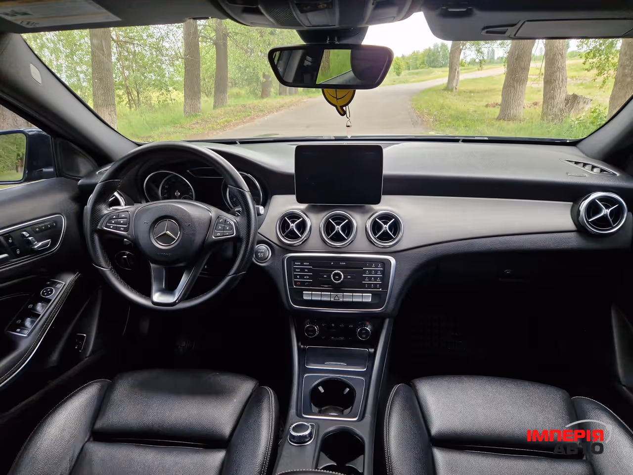 Mercedes-Benz GLA - фото 24