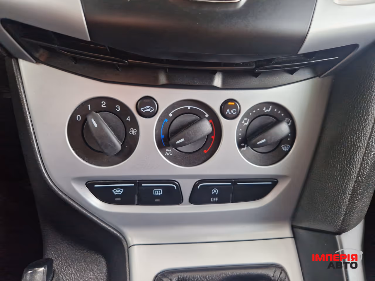 Ford Focus - фото 28
