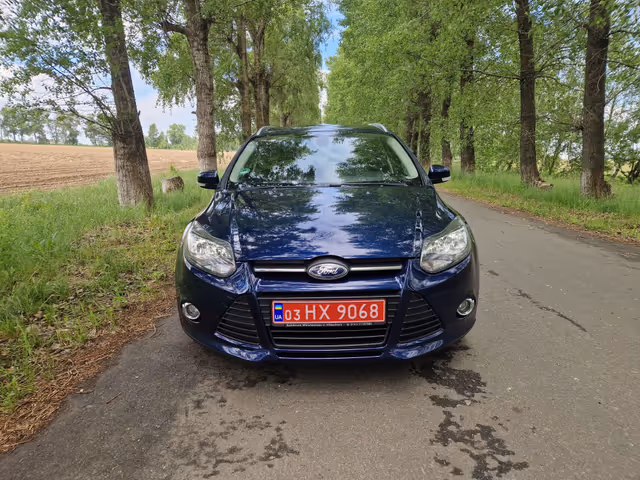 Ford Focus - фото 3