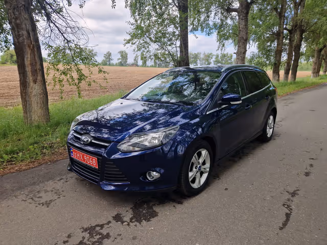 Ford Focus - фото 2