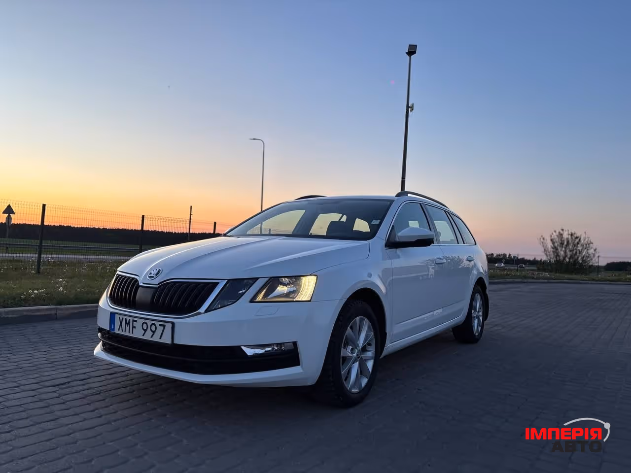 Skoda Octavia - фото 3