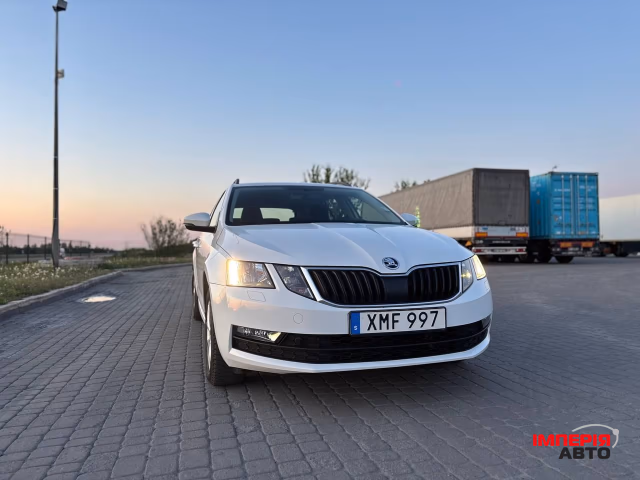 Skoda Octavia - фото 4