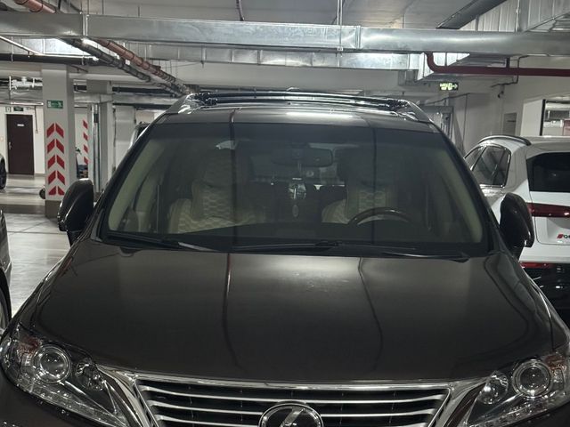 Lexus RX - фото 1