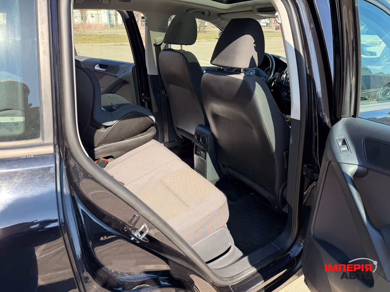 Volkswagen Tiguan - фото 7