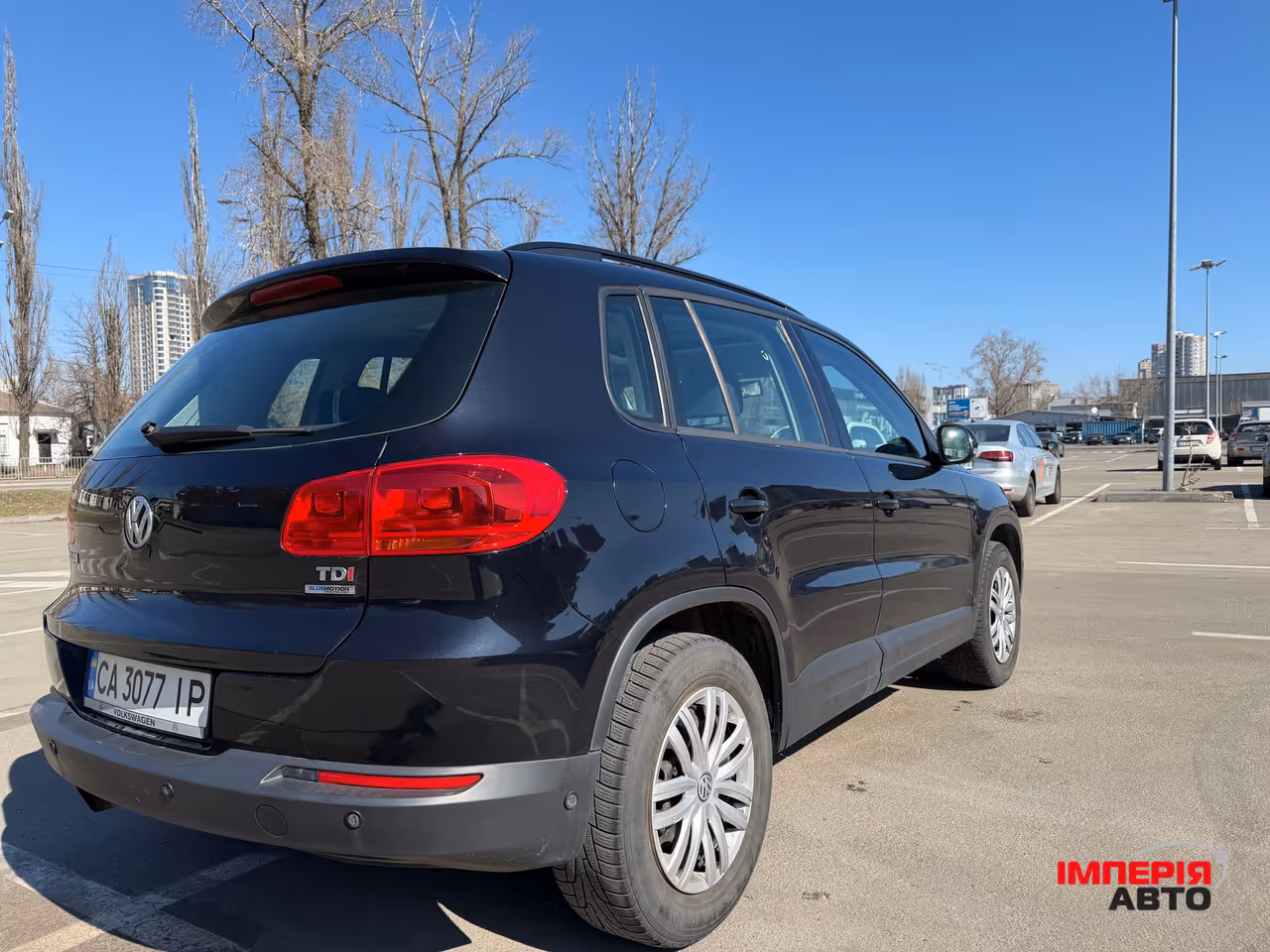 Volkswagen Tiguan - фото 2
