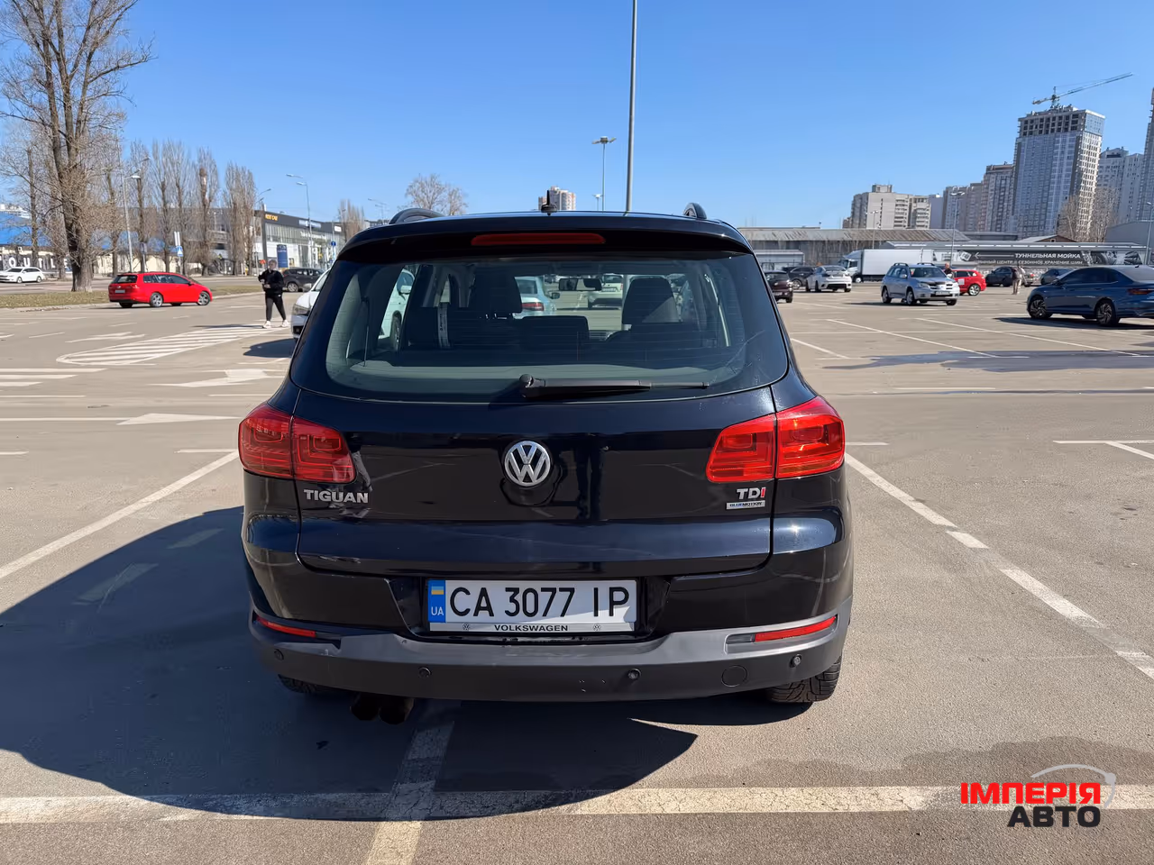 Volkswagen Tiguan - фото 3