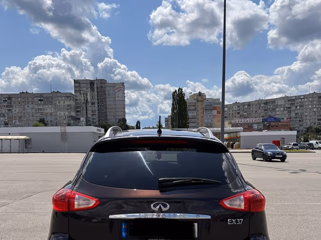 Infiniti EX - фото 4