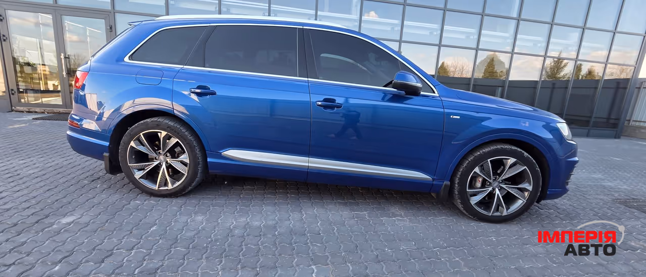 Audi Q7 - фото 3