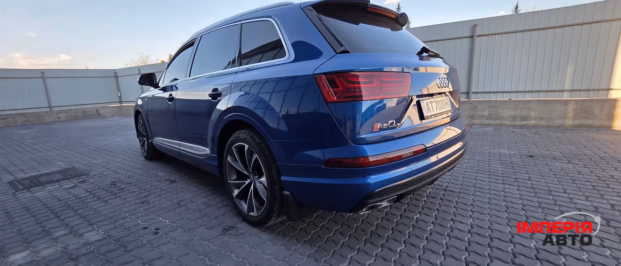 Audi Q7 - фото 6