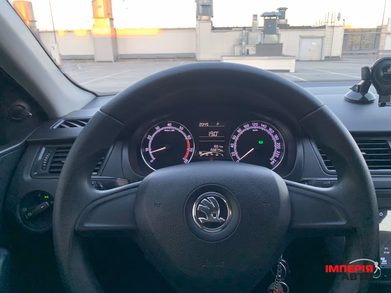 Skoda Rapid - фото 18