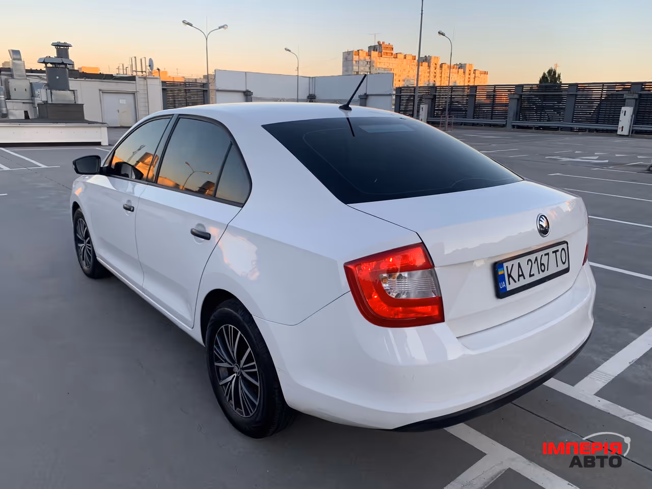 Skoda Rapid - фото 7